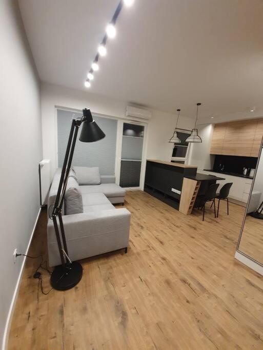 Vip Apart Bielany Przy Metrze وارسو المظهر الخارجي الصورة